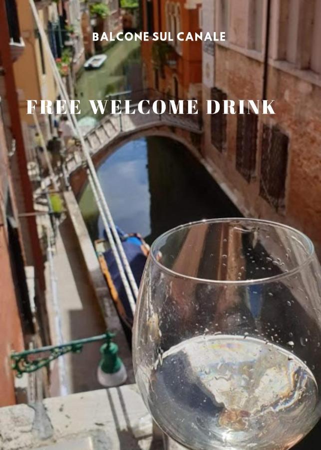 Balcone Sul Canale Veneza Exterior foto