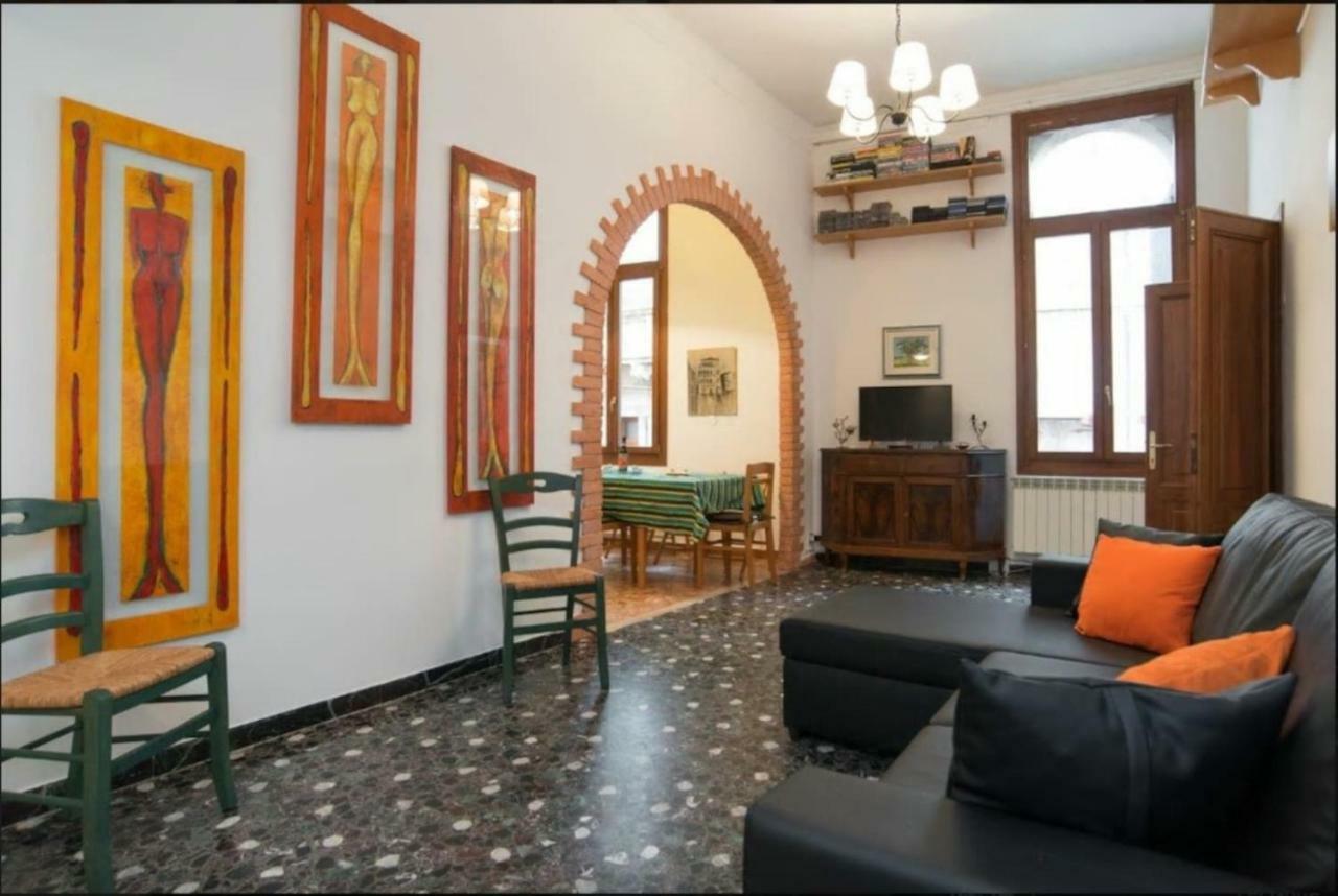 Balcone Sul Canale Veneza Exterior foto