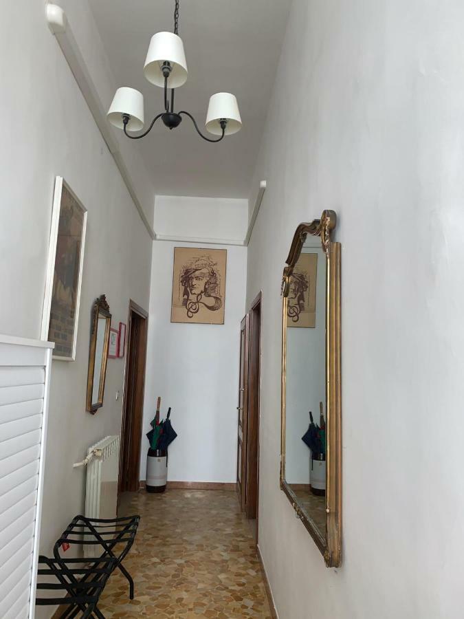 Balcone Sul Canale Veneza Exterior foto